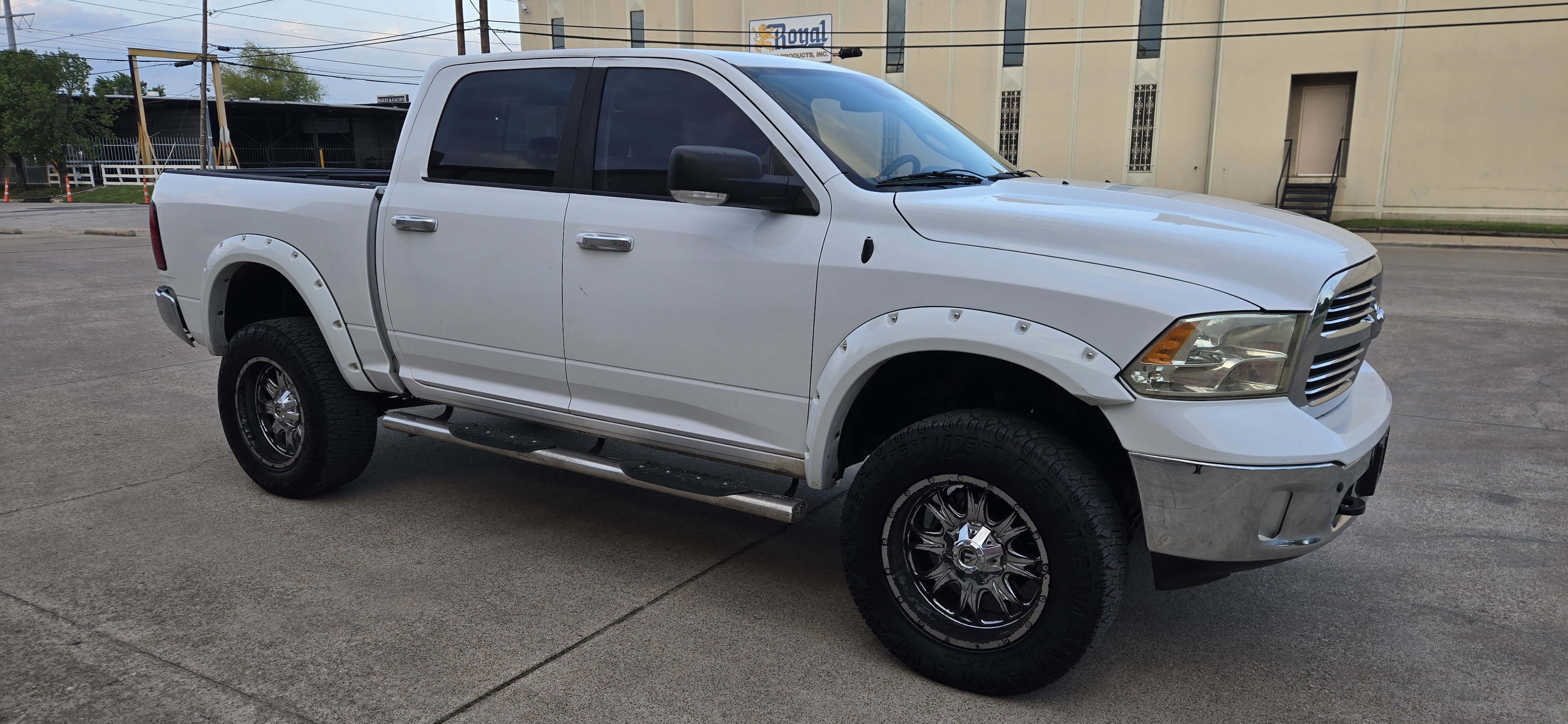 Used 2014 RAM 1500 Lone Star image 11
