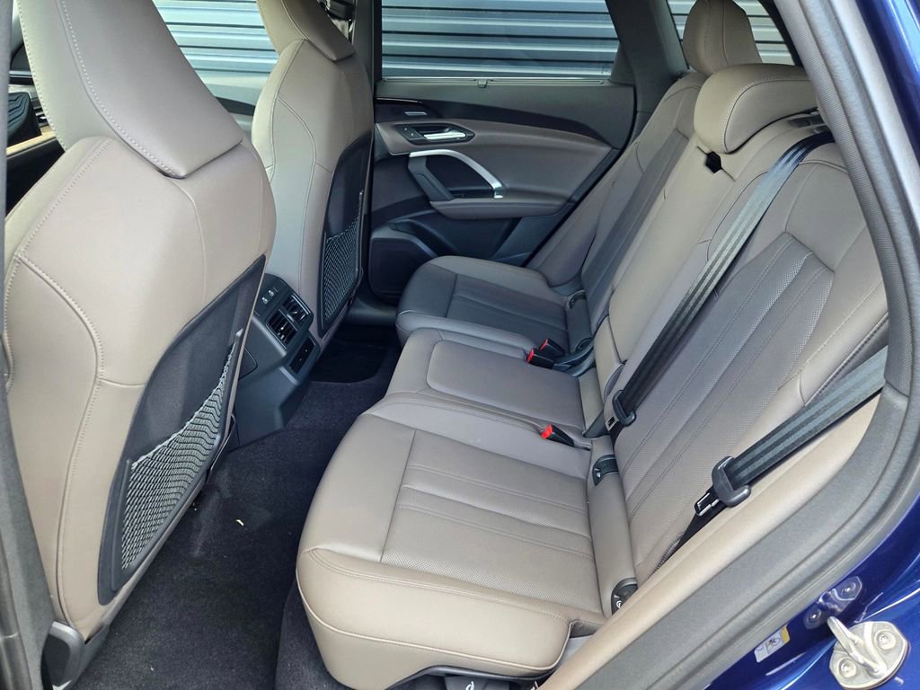 New 2025 Audi Q5 Premium Plus AWD/4WD image 10