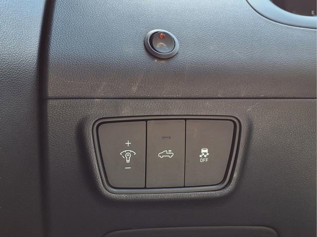 Used 2022 Hyundai Santa Cruz SEL w/ Activity Package image 13