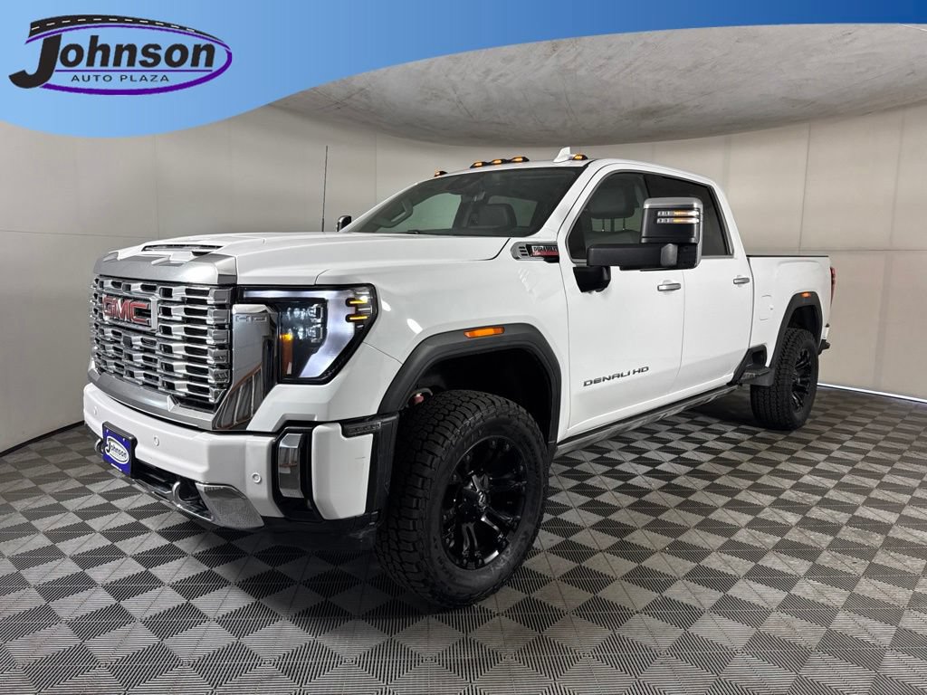 Used 2024 GMC Sierra 3500 Denali w/ Denali Reserve Package AWD/4WD image 1