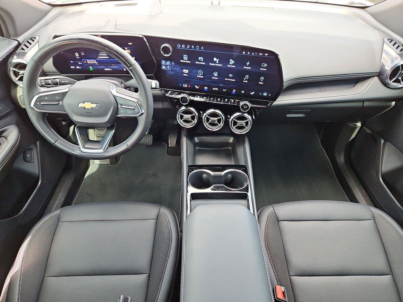 Used 2024 Chevrolet Blazer EV LT AWD/4WD image 12