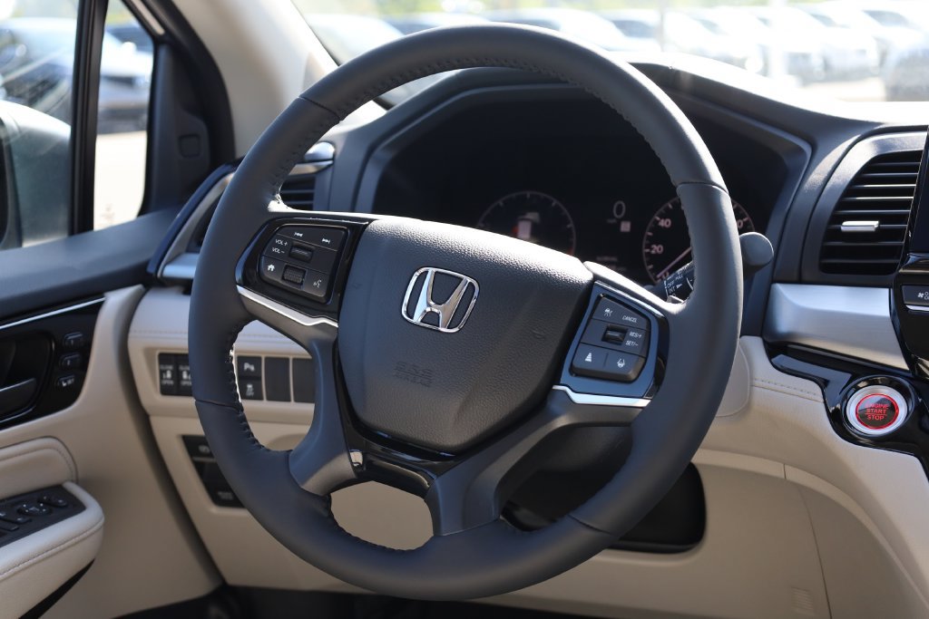New 2026 Honda Odyssey Touring image 33