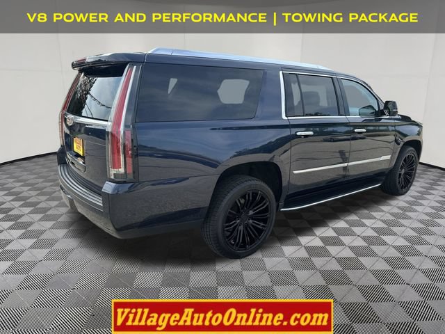 Used 2020 Cadillac Escalade ESV Premium Luxury AWD/4WD image 4