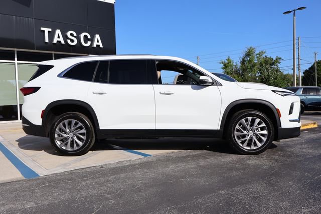 New 2026 Buick Enclave Preferred image 9