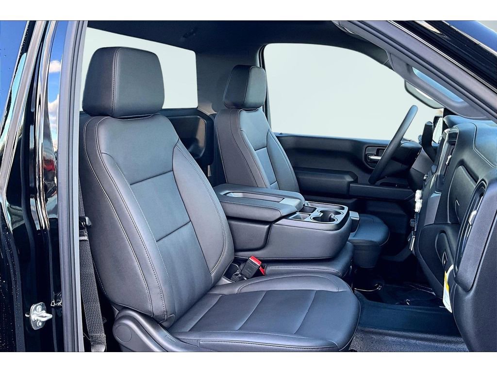 New 2025 GMC Sierra 2500 Pro w/ Convenience Package image 9