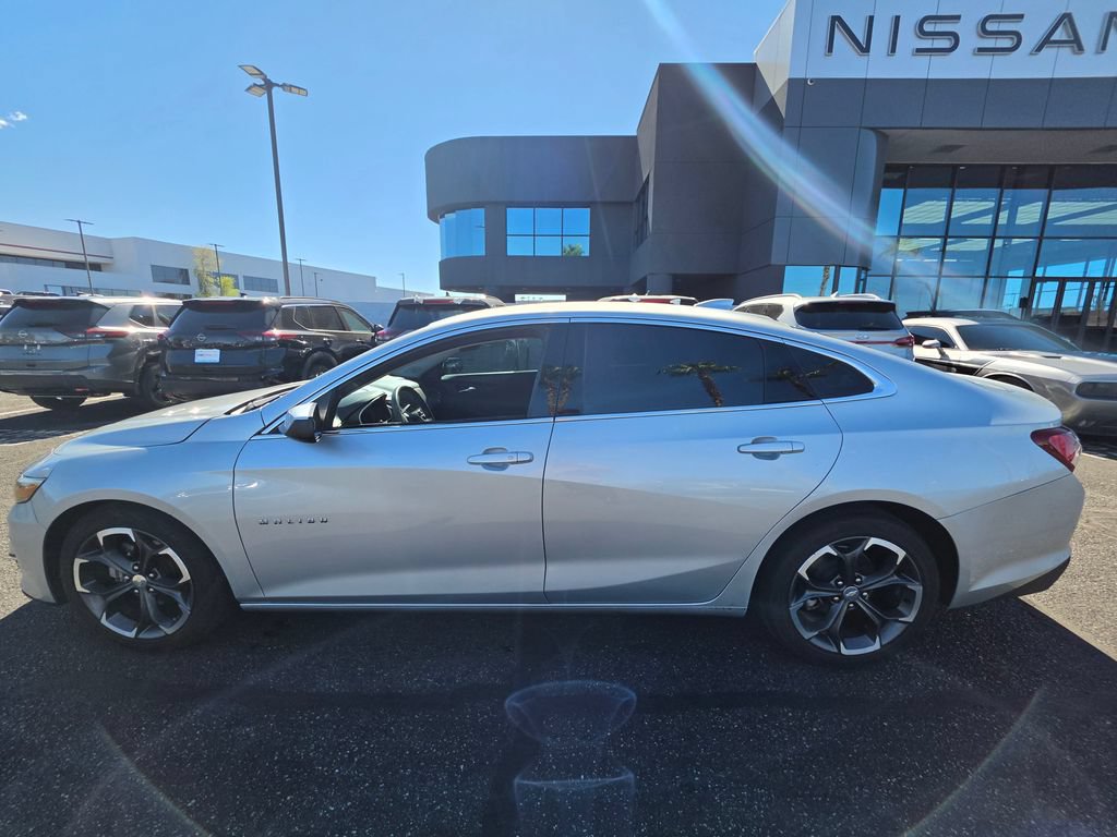 Used 2022 Chevrolet Malibu LT FWD image 9