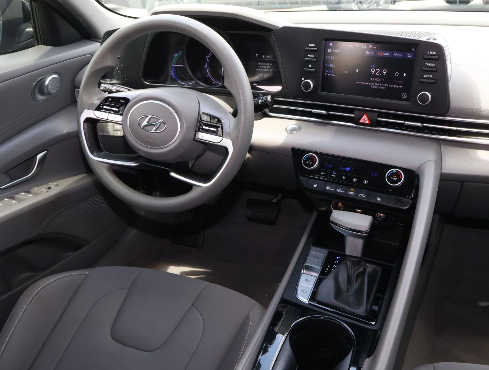 Used 2023 Hyundai Elantra Blue image 10