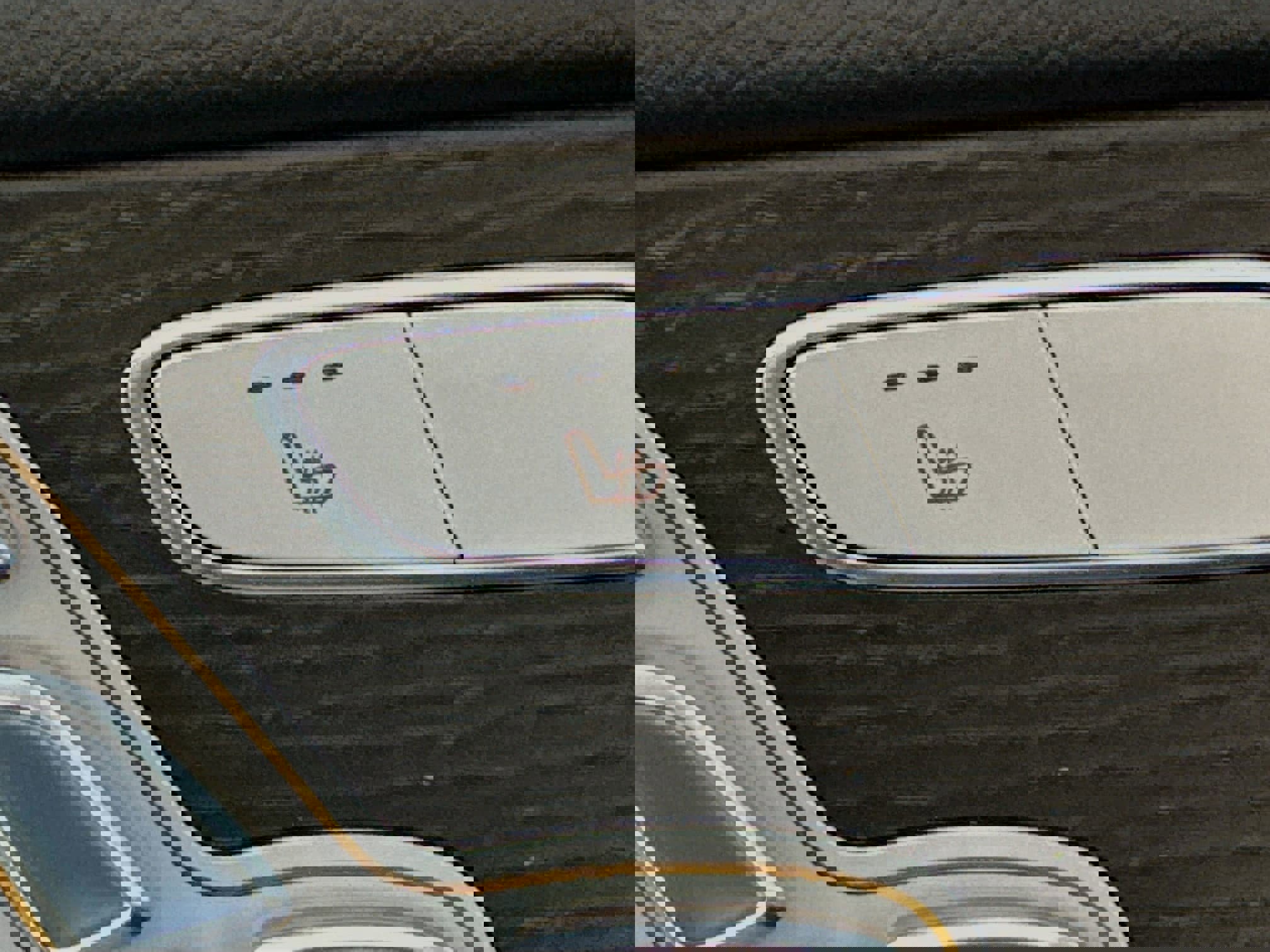 Used 2020 Mercedes-Benz GLC 300 4MATIC image 5