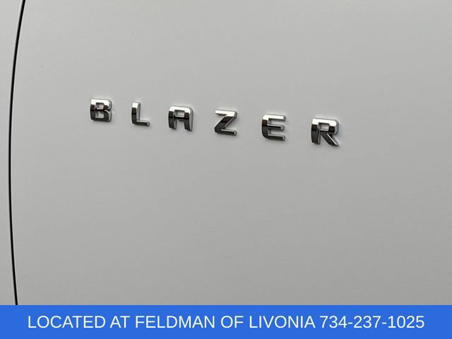 Used 2025 Chevrolet Blazer LT AWD/4WD image 30