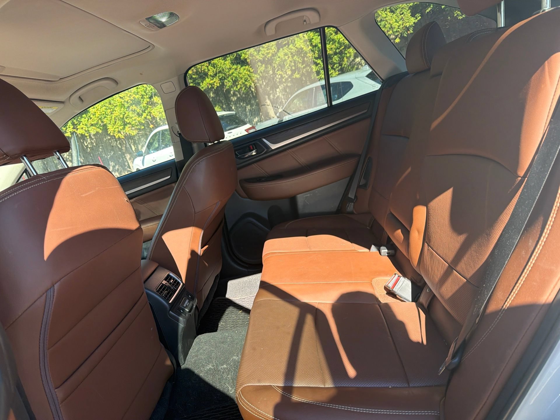 Used 2018 Subaru Outback 3.6R Touring AWD/4WD image 9