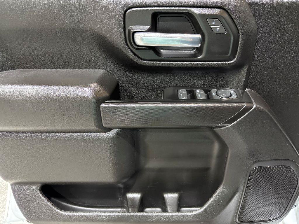 Used 2023 GMC Sierra 3500 Pro w/ Convenience Package AWD/4WD image 16