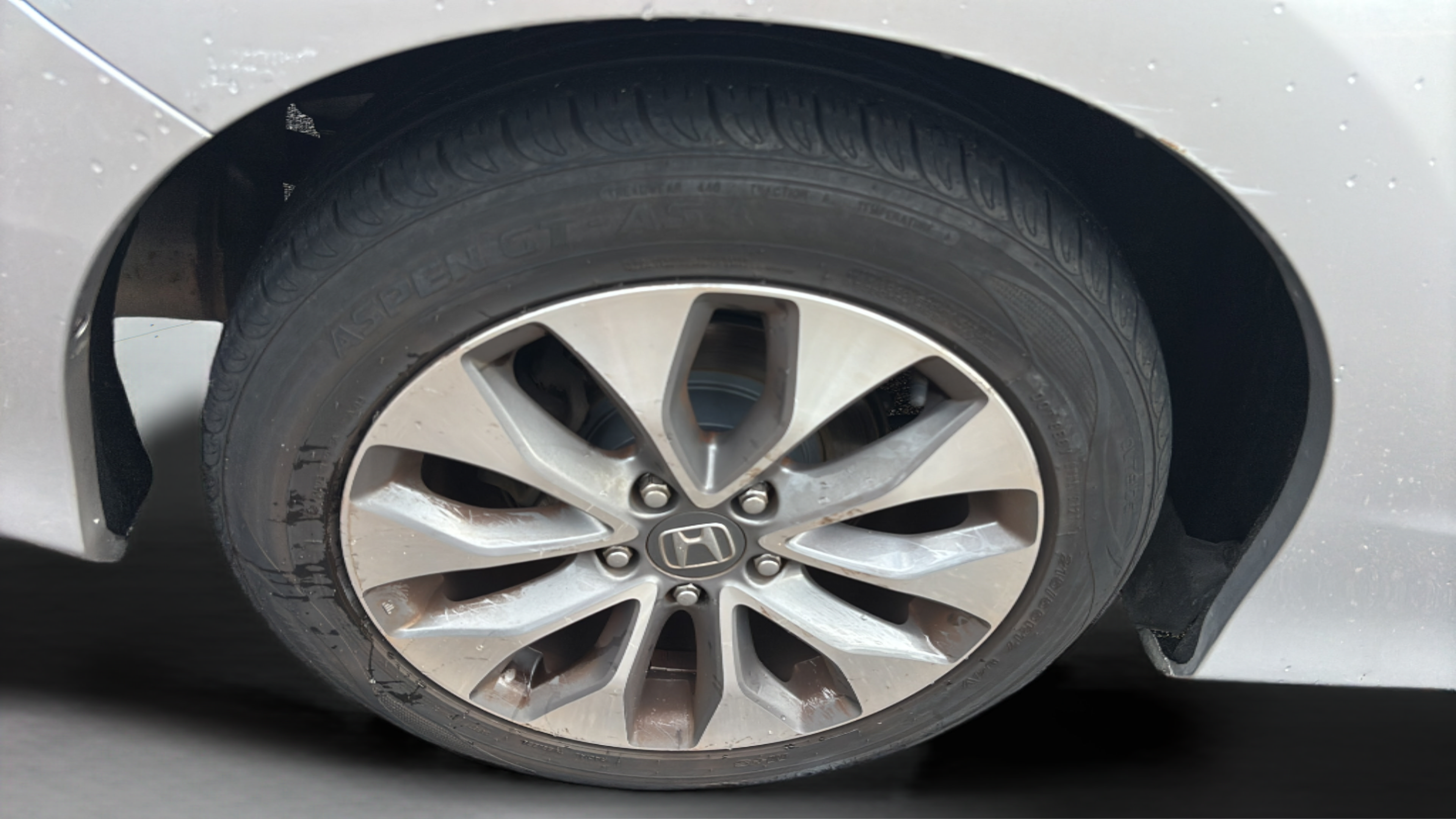Used 2014 Honda Accord EX-L image 32
