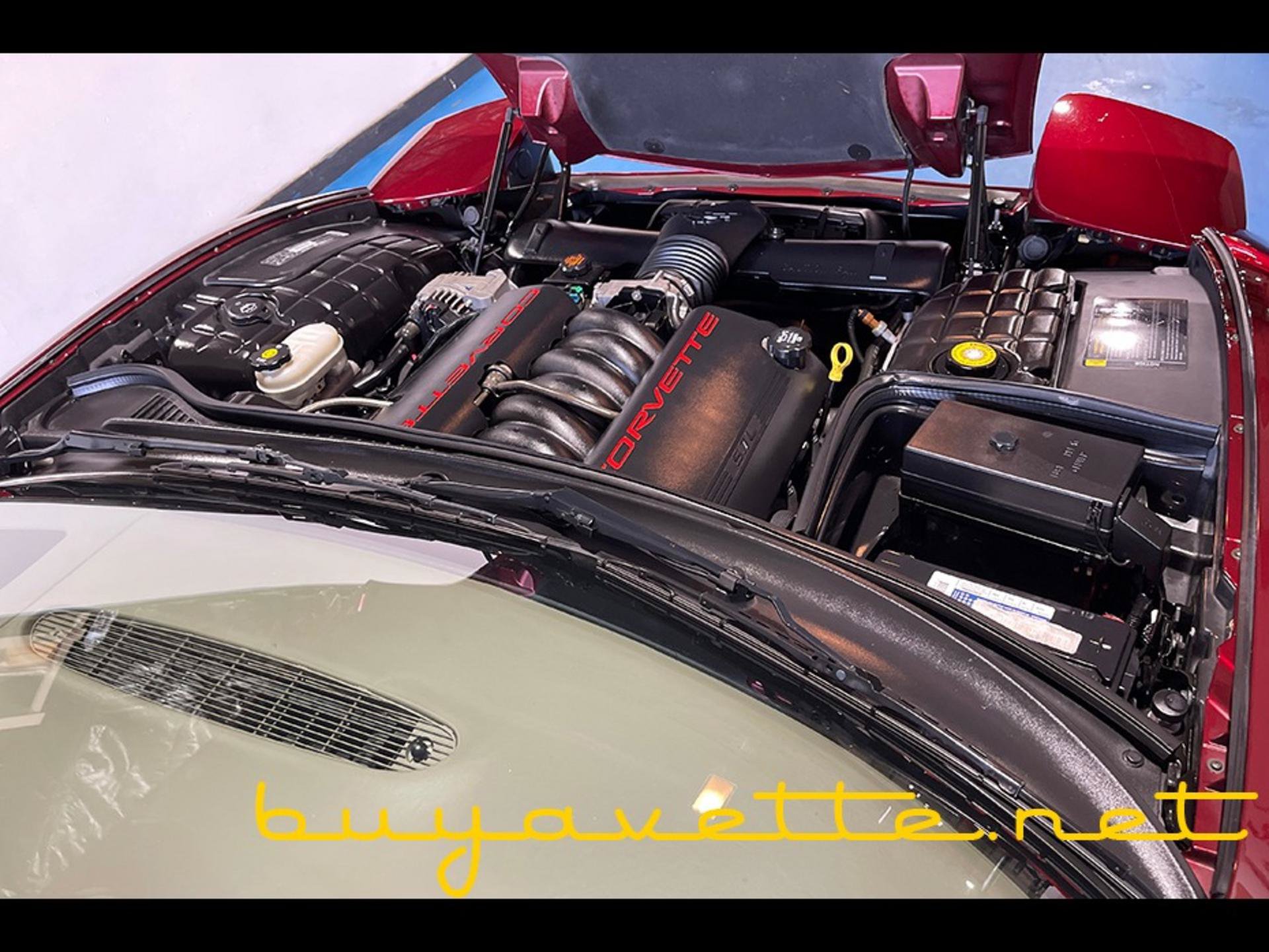 Used 2003 Chevrolet Corvette Coupe w/ Preferred Equipment Group RWD image 27