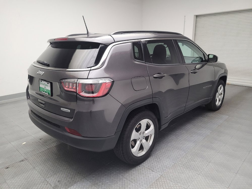 Used 2020 Jeep Compass Latitude image 9
