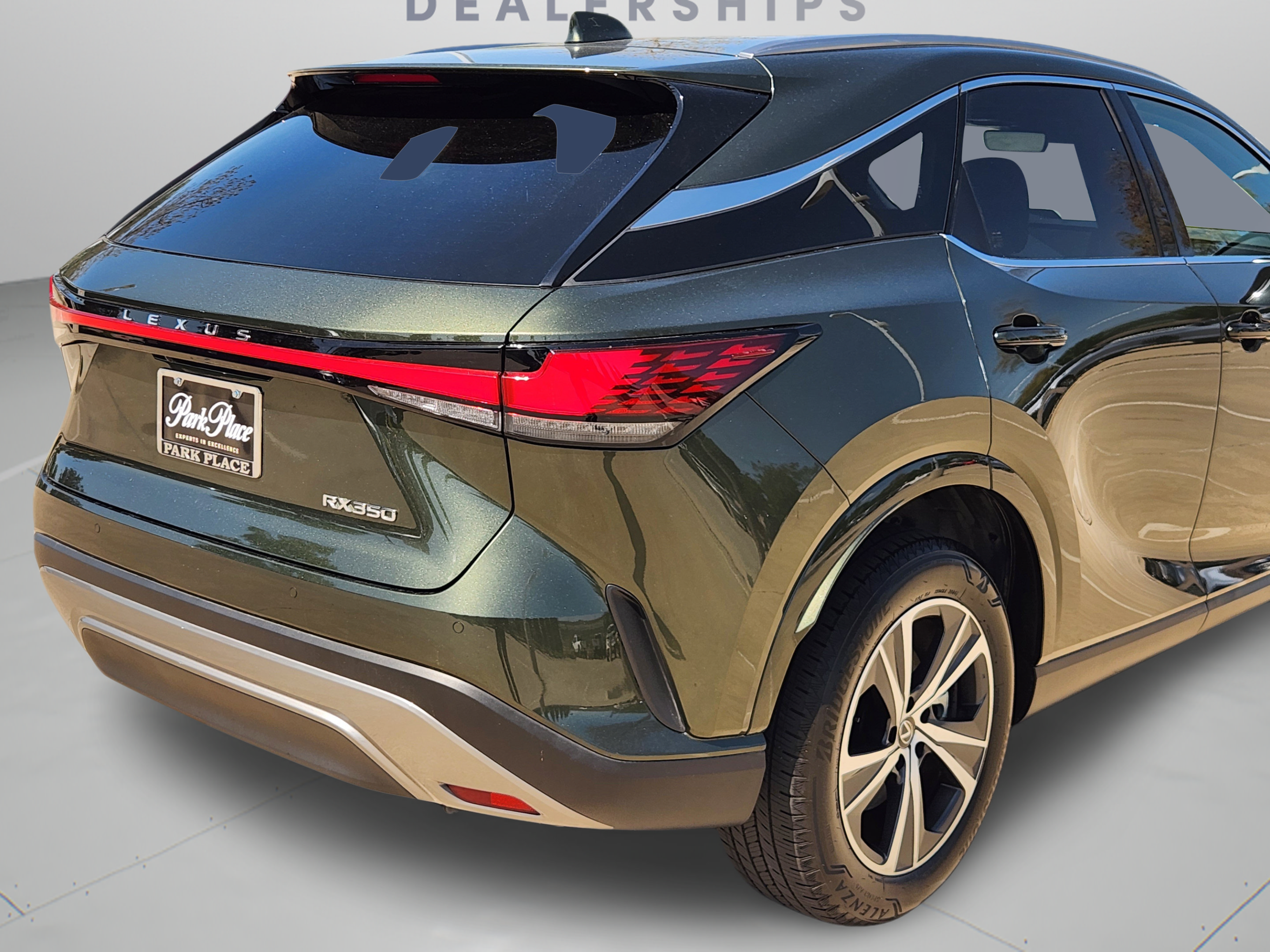 Used 2025 Lexus RX 350 Premium w/ Accessory Package (Z1) FWD image 29