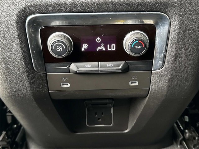 Used 2021 Chevrolet Suburban RST image 18