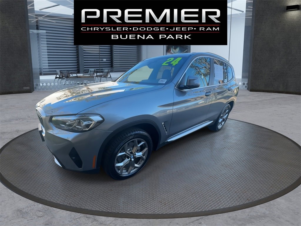 Used 2024 BMW X3 xDrive30i w/ Premium Essential Package image 4