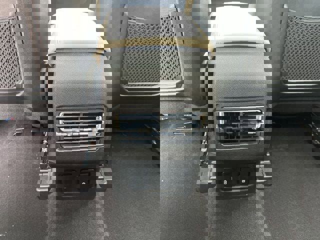 Used 2025 Lincoln Corsair Grand Touring w/ Equipment Group 301A image 15