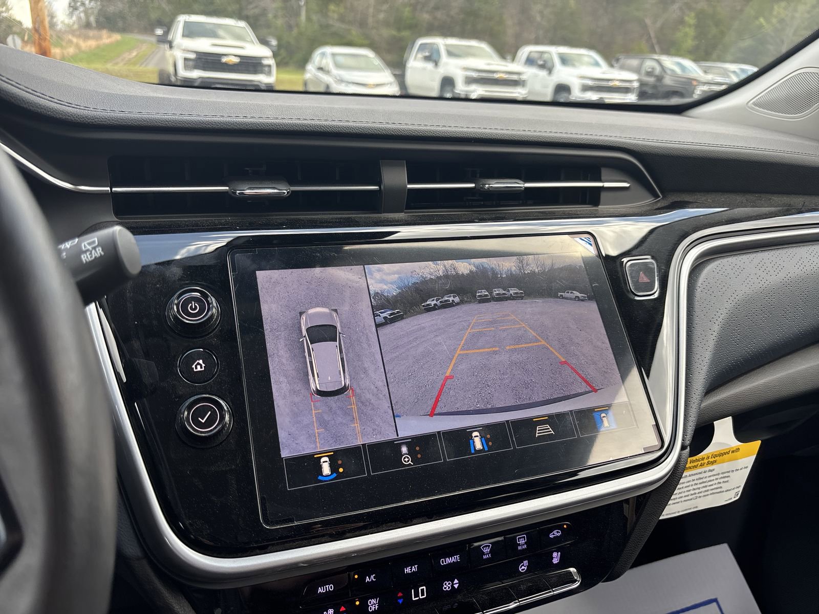 Used 2022 Chevrolet Bolt EUV Premier FWD image 20