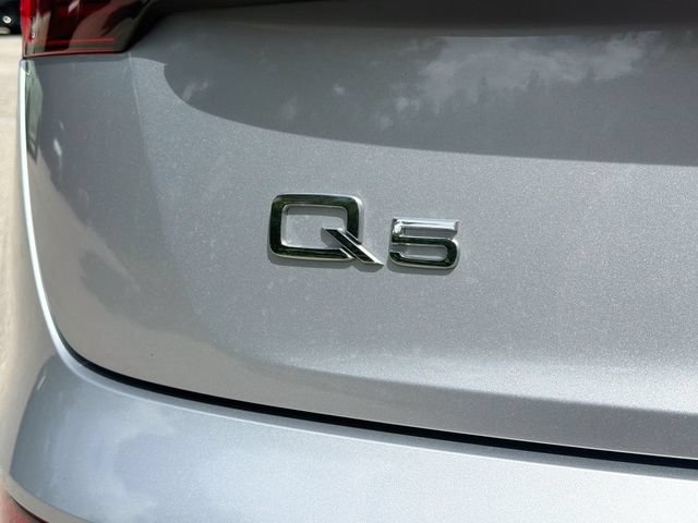 Used 2022 Audi Q5 2.0T Premium AWD/4WD image 11