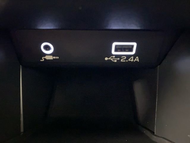 Certified 2025 Subaru Legacy image 14