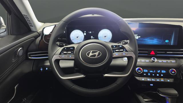 New 2026 Hyundai Elantra Limited FWD image 16