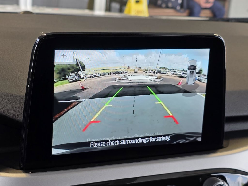 Used 2022 Ford Escape SEL FWD image 16