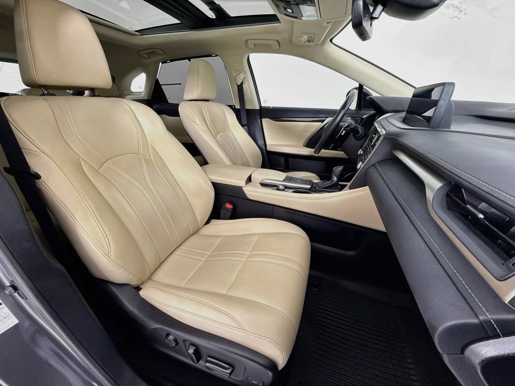 Used 2022 Lexus RX 450h AWD w/ Luxury Package image 29