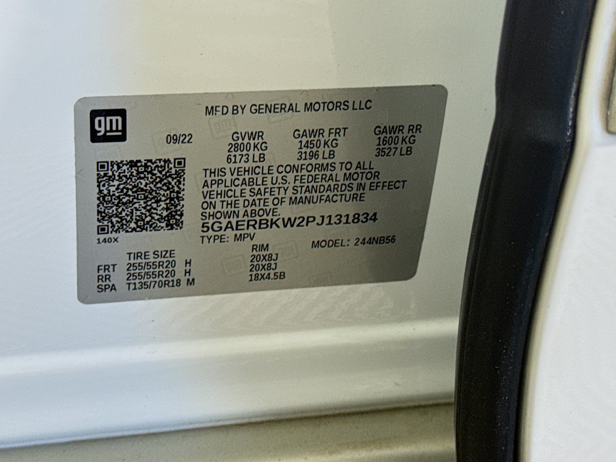 Used 2023 Buick Enclave Essence w/ Experience Buick Package FWD image 40