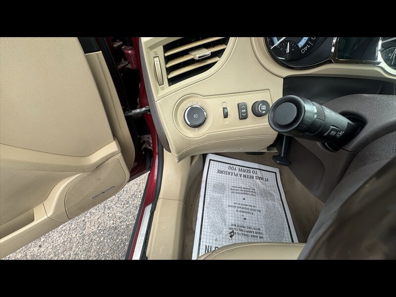 Used 2010 Buick LaCrosse CXL w/ Luxury Package AWD/4WD image 13