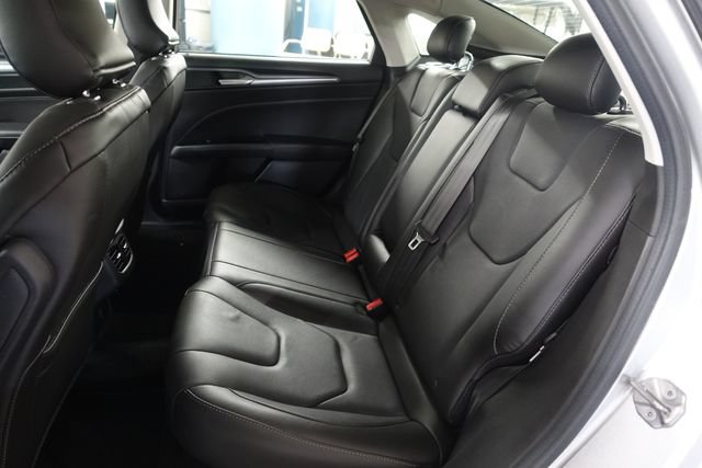 Used 2016 Ford Fusion Titanium FWD image 21