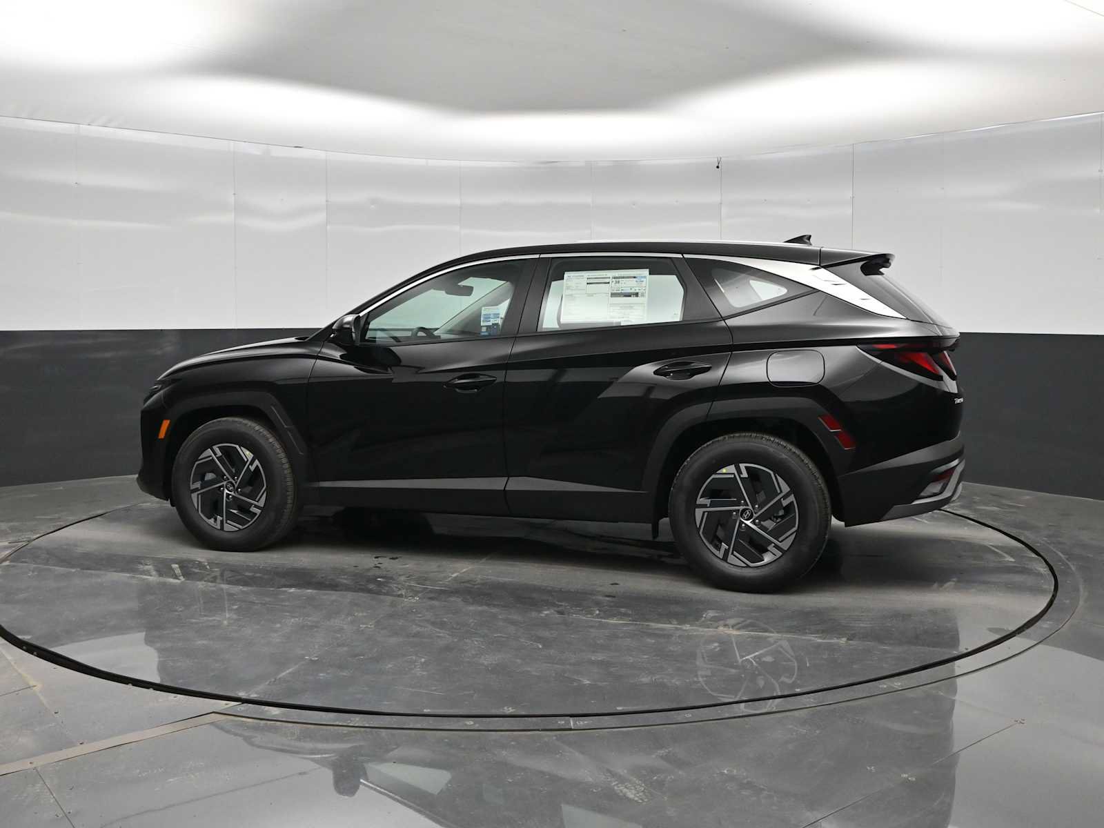 New 2026 Hyundai Tucson Blue SE FWD image 5