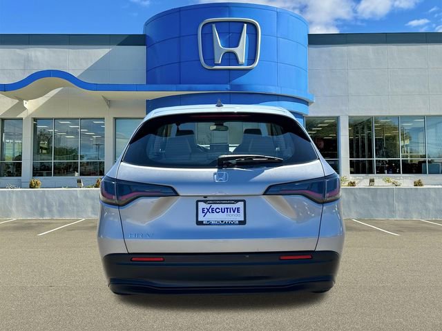 Used 2023 Honda HR-V LX image 3