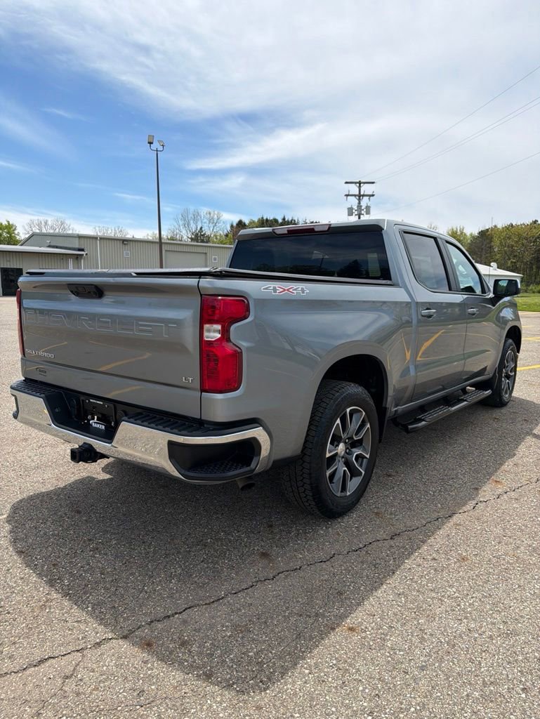 Used 2024 Chevrolet Silverado 1500 LT AWD/4WD image 5