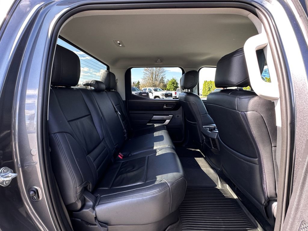 Used 2022 Toyota Tundra SR5 w/ SR5 Convenience Package AWD/4WD image 15