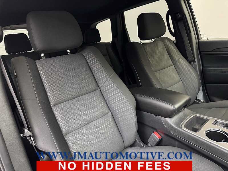 Used 2019 Jeep Grand Cherokee Laredo w/ Security & Convenience Group AWD/4WD image 20