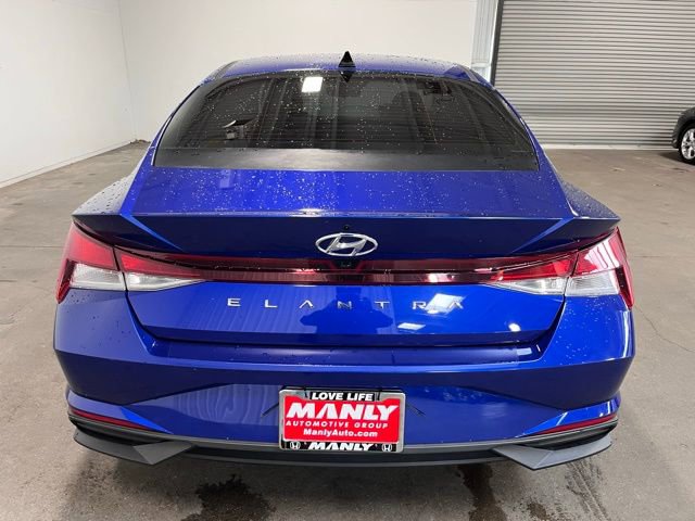 Used 2021 Hyundai Elantra SEL w/ Convenience Package image 4