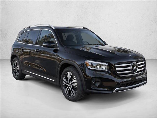 Used 2026 Mercedes-Benz GLB 250 image 3