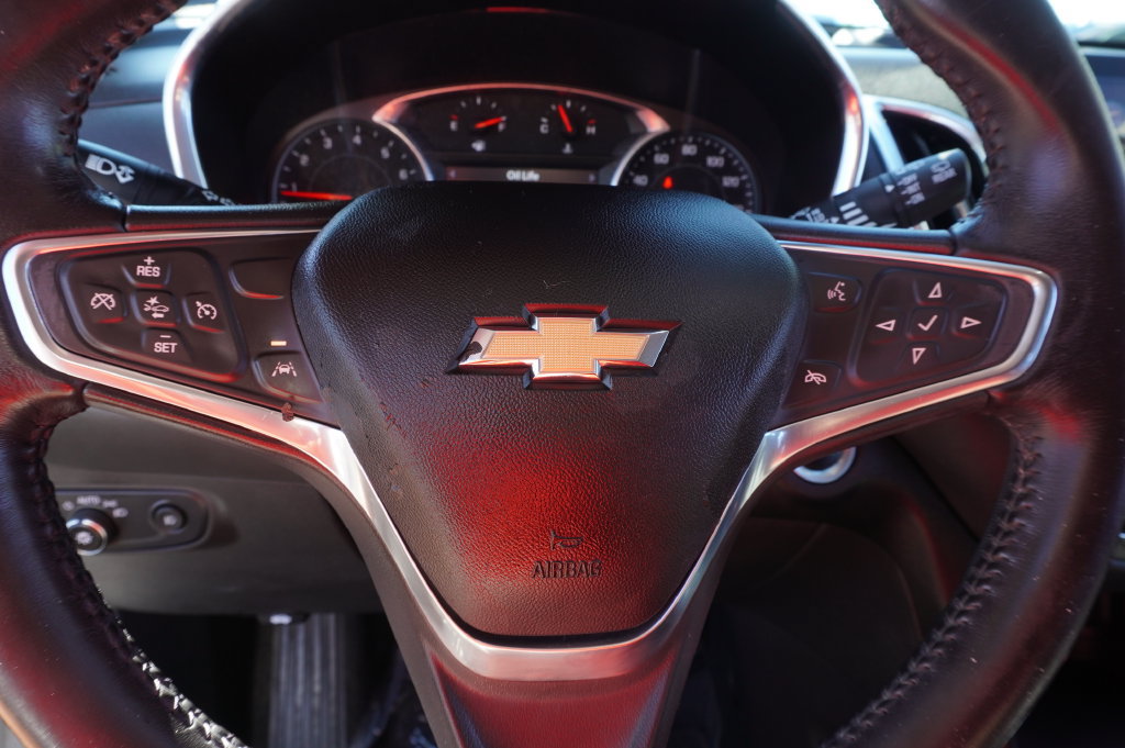 Used 2020 Chevrolet Equinox LT FWD image 17