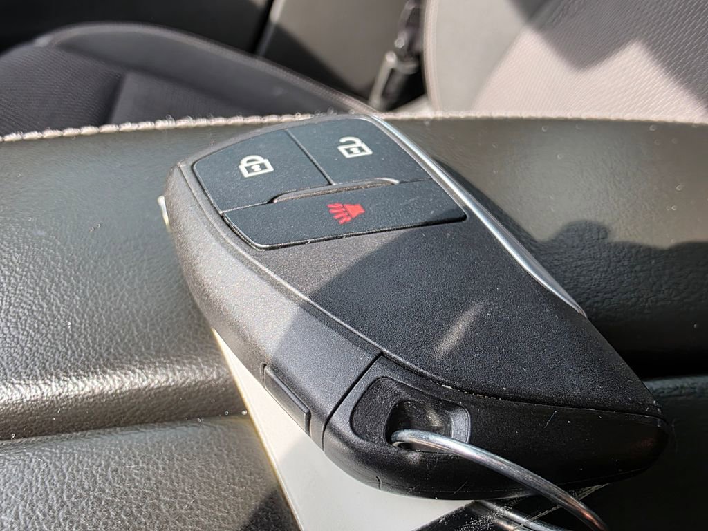 Used 2021 Buick Envision Preferred w/ Sport Touring Package image 27