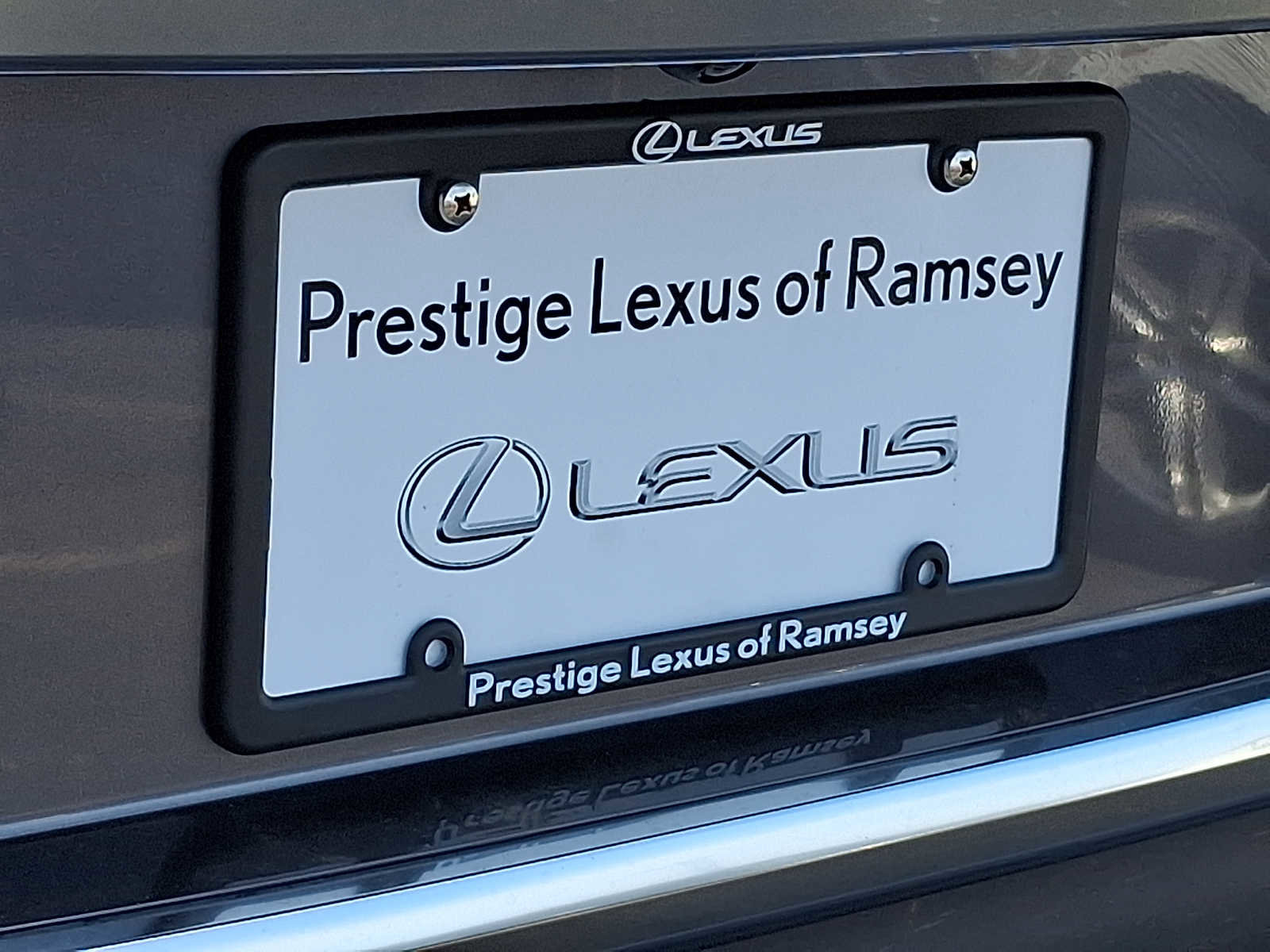 Certified 2022 Lexus GX 460 Luxury w/ Sport Design Package AWD/4WD image 30