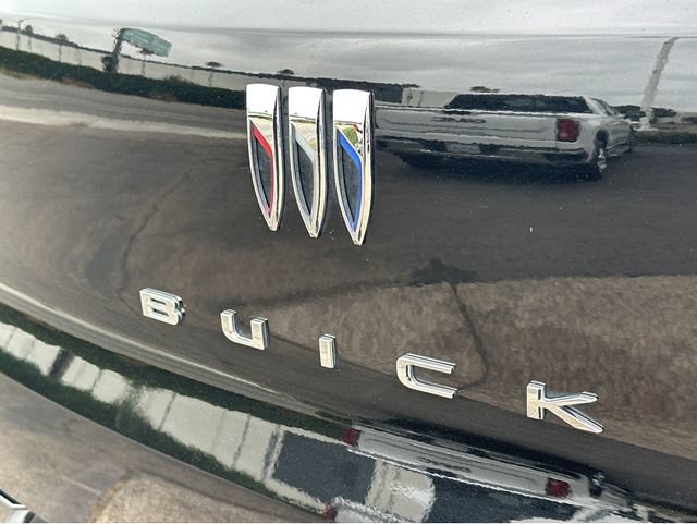 Used 2024 Buick Encore GX Preferred FWD image 32