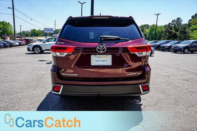 Used 2017 Toyota Highlander Limited Platinum AWD/4WD image 14