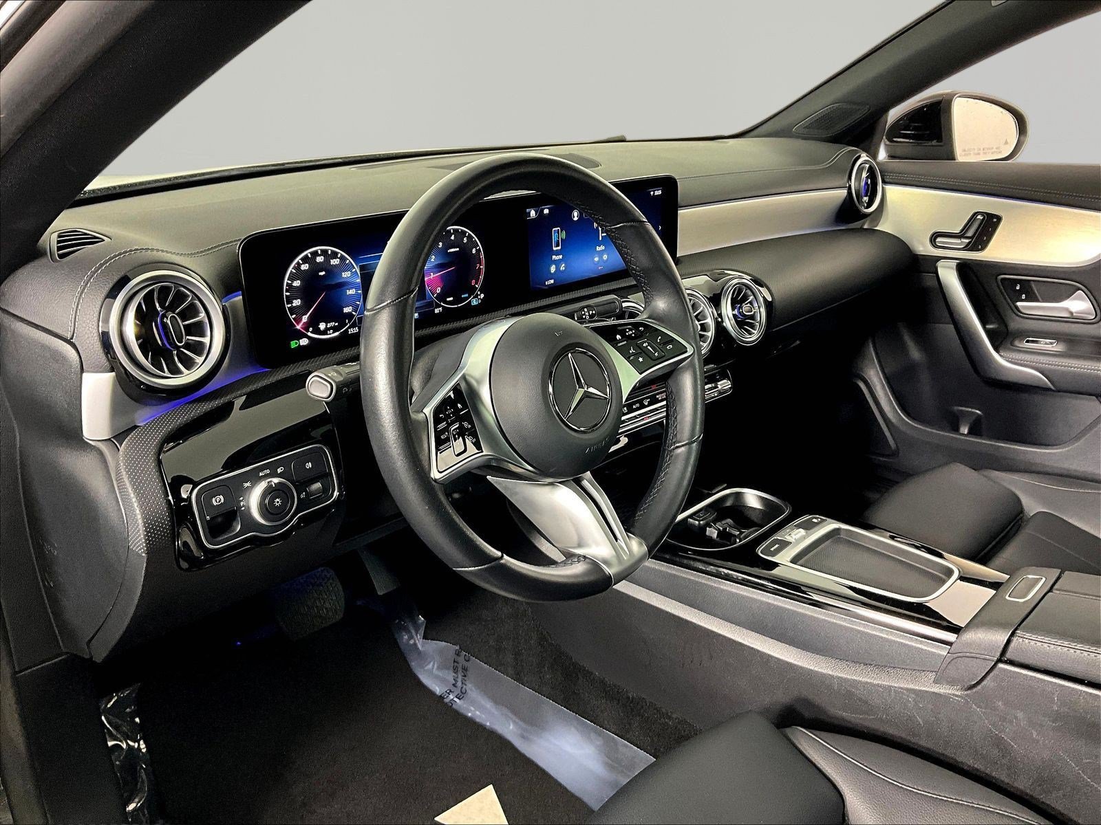 Used 2025 Mercedes-Benz CLA 250 4MATIC image 17