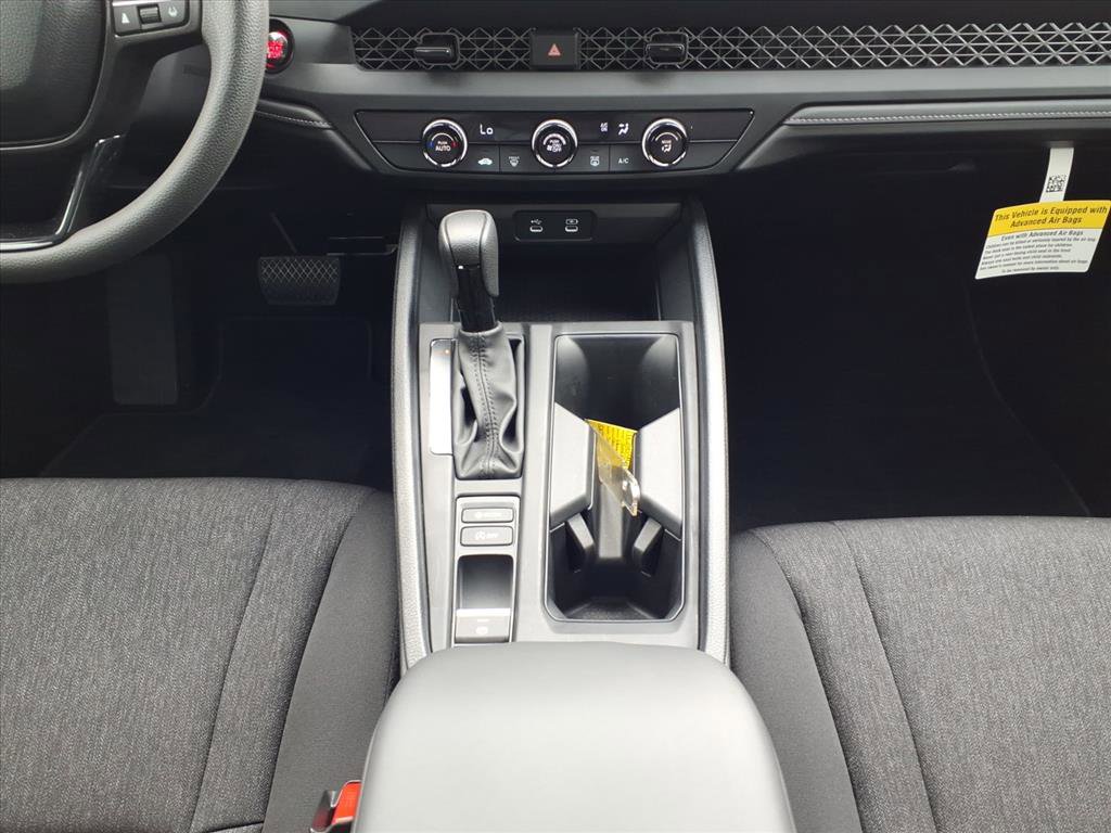 Certified 2025 Honda Accord LX image 18