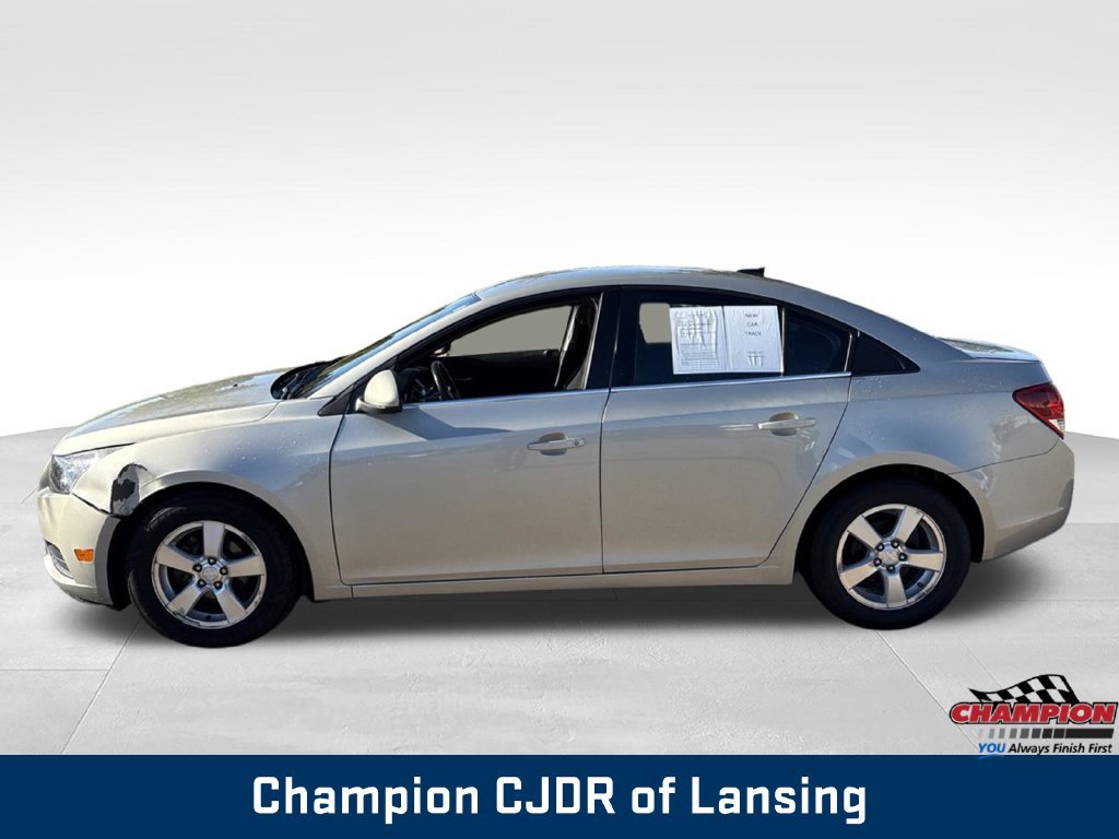 Used 2014 Chevrolet Cruze LT FWD image 4