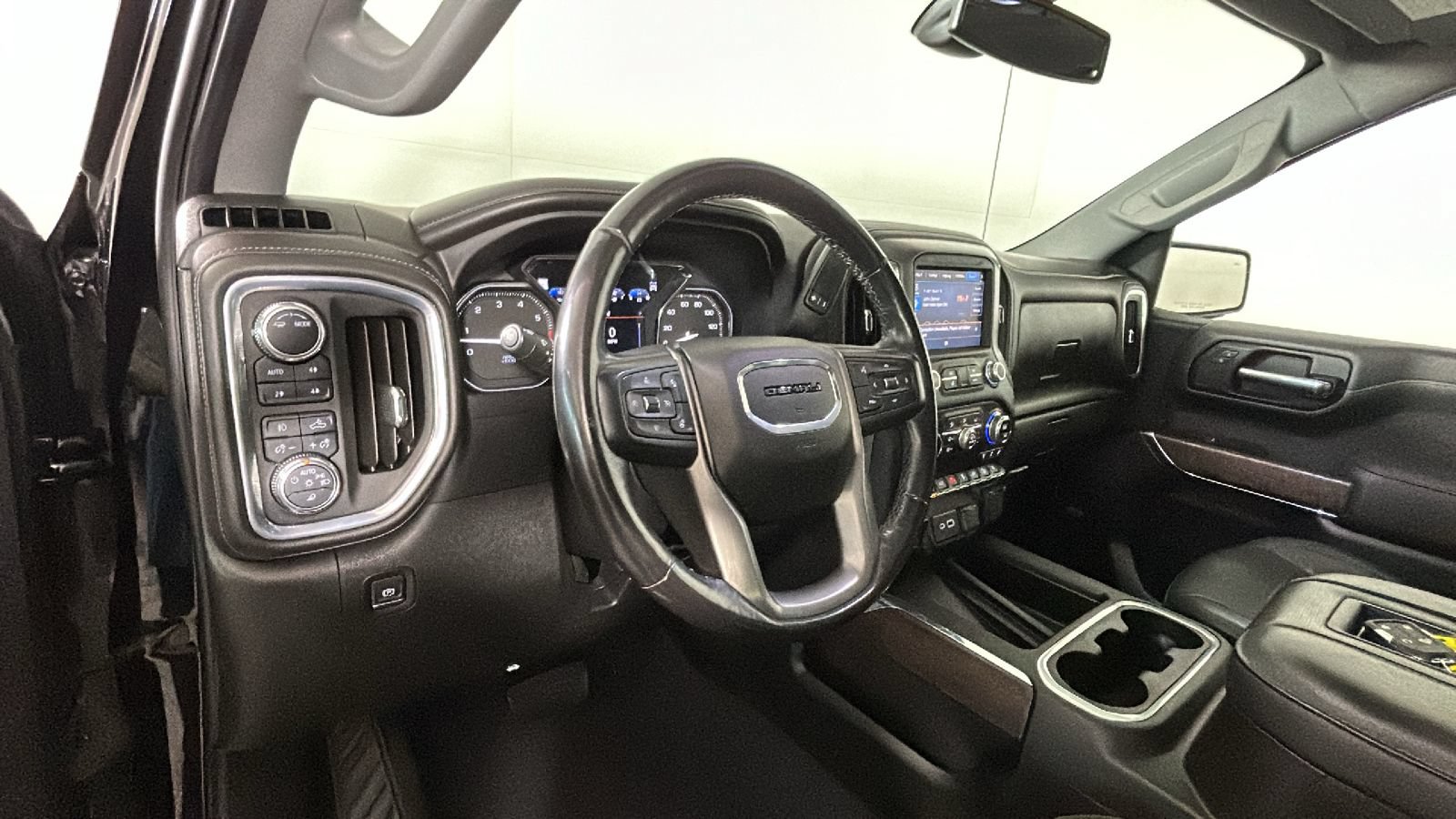 Used 2022 GMC Sierra 1500 Denali w/ Denali Premium Package AWD/4WD image 17
