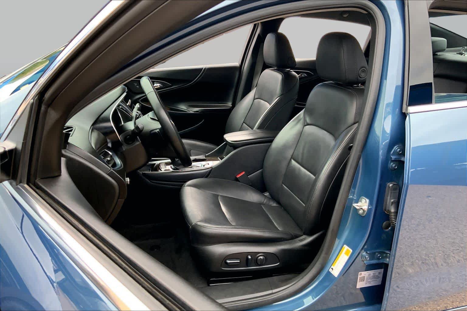 Used 2024 Chevrolet Malibu LT FWD image 8