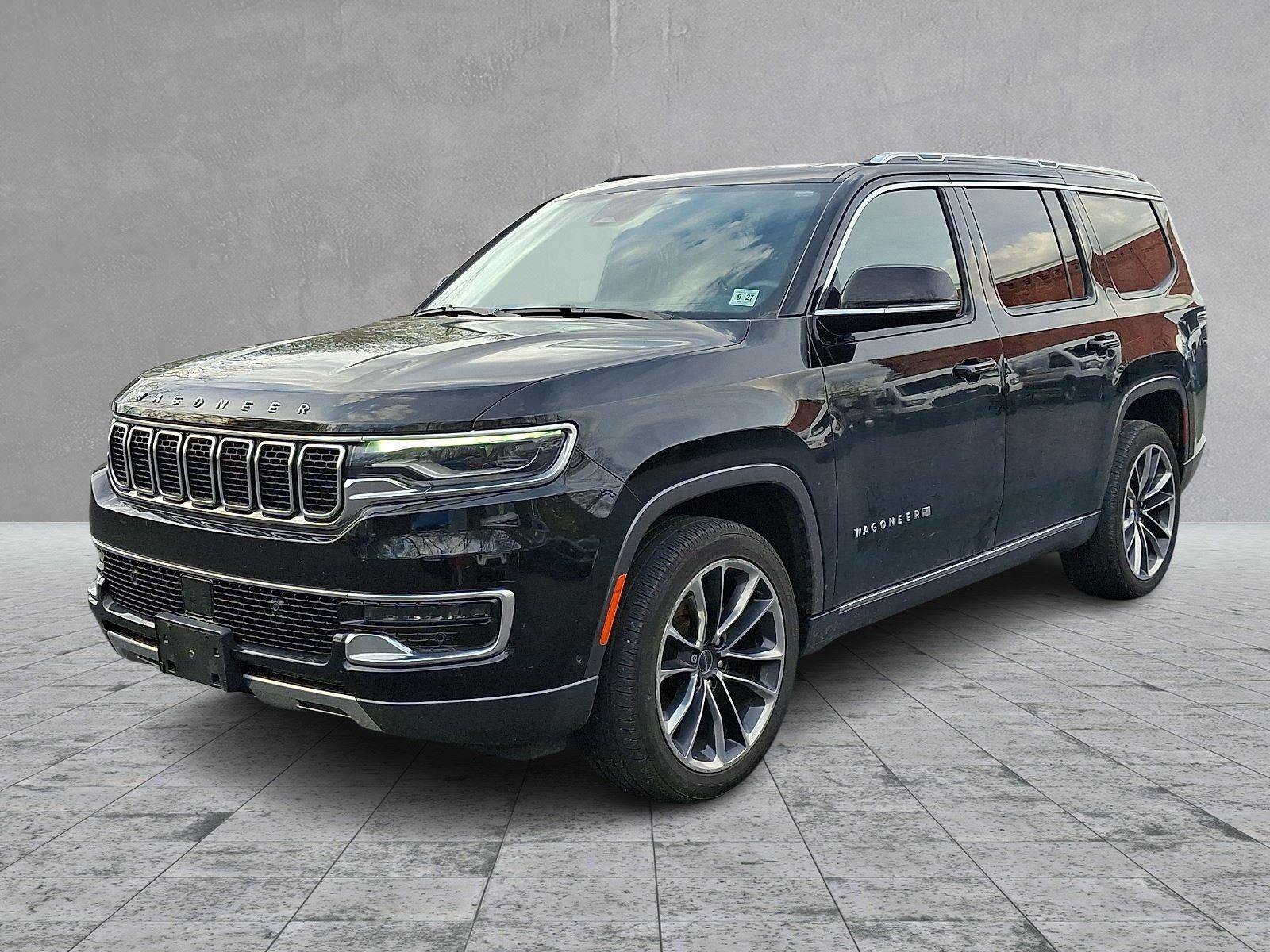 Used 2022 Jeep Wagoneer Series III w/ Premium Group I image 3
