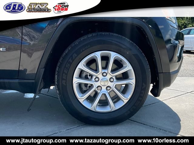 Used 2015 Jeep Grand Cherokee Laredo w/ Quick Order Package 23E RWD image 8